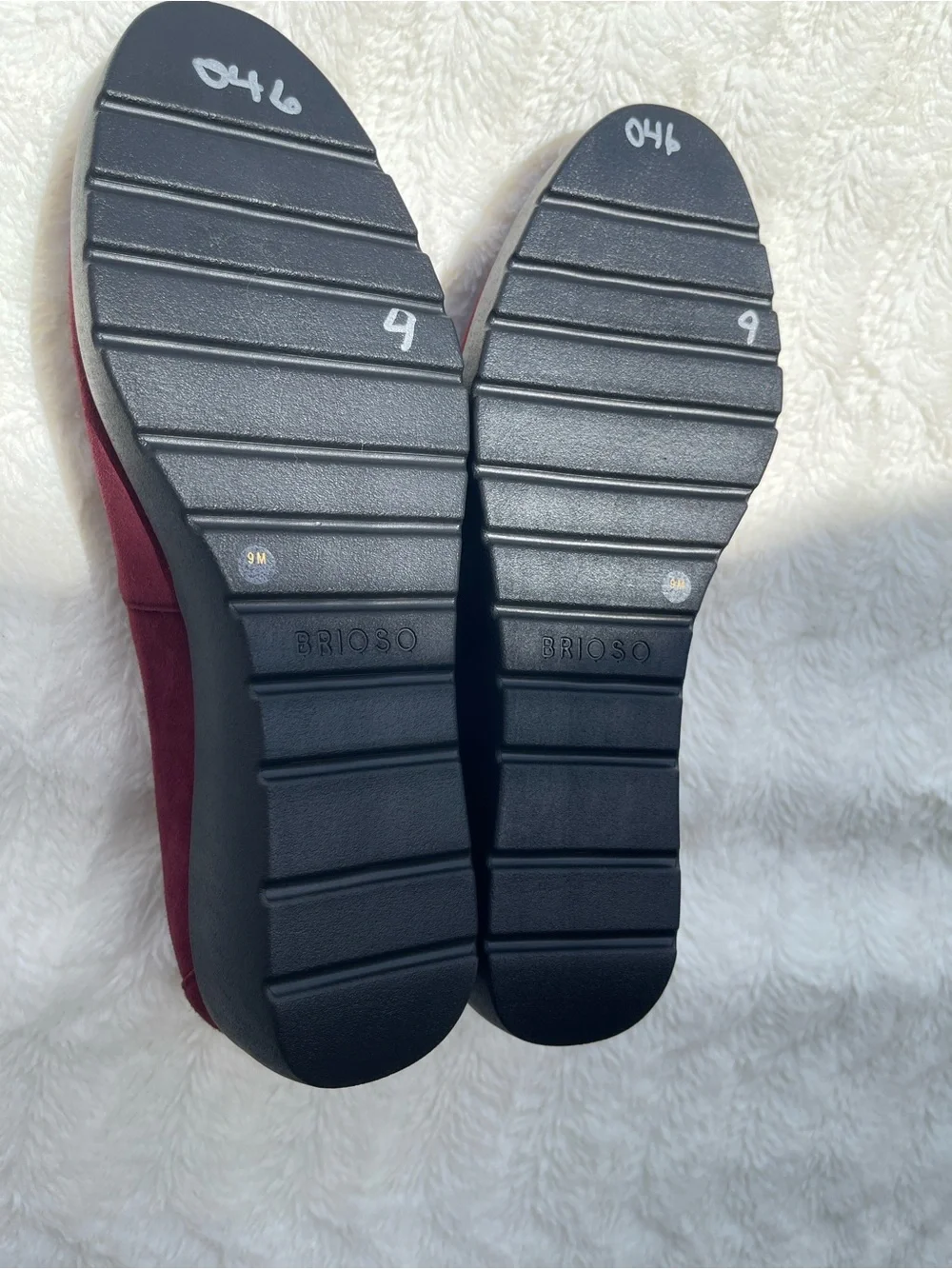 Brioso Waverly Cranberry Suede Platform Wedge Pumps | Women’s 9M | NWOT